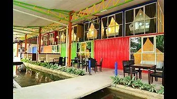 Maison d'hôtes Container Gardenstay Johor Bahru