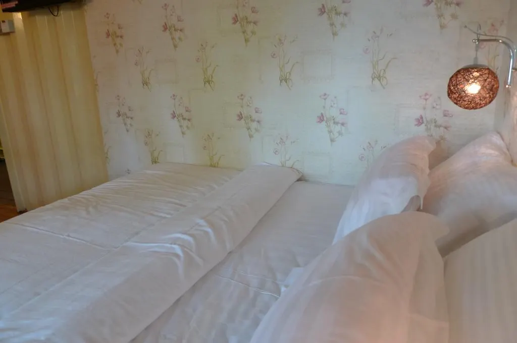 Container Gardenstay Johor Bahru Guest house
