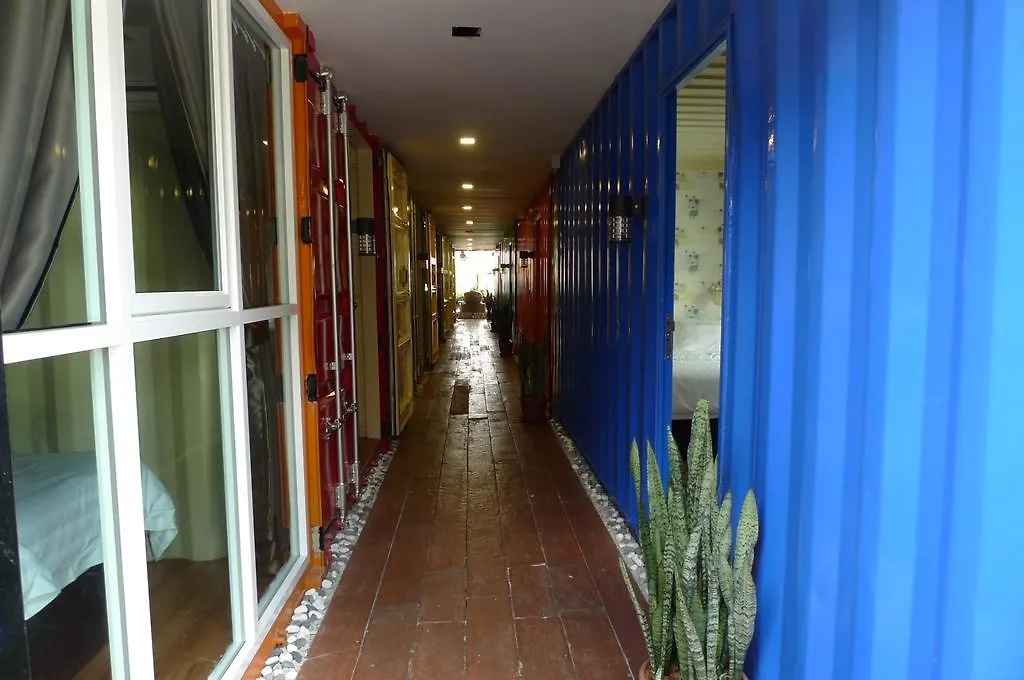 Container Gardenstay Johor Bahru 2*,  Malaysia