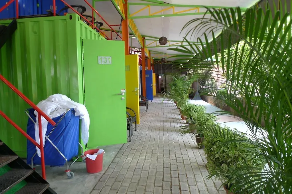 Guest house Container Gardenstay Johor Bahru