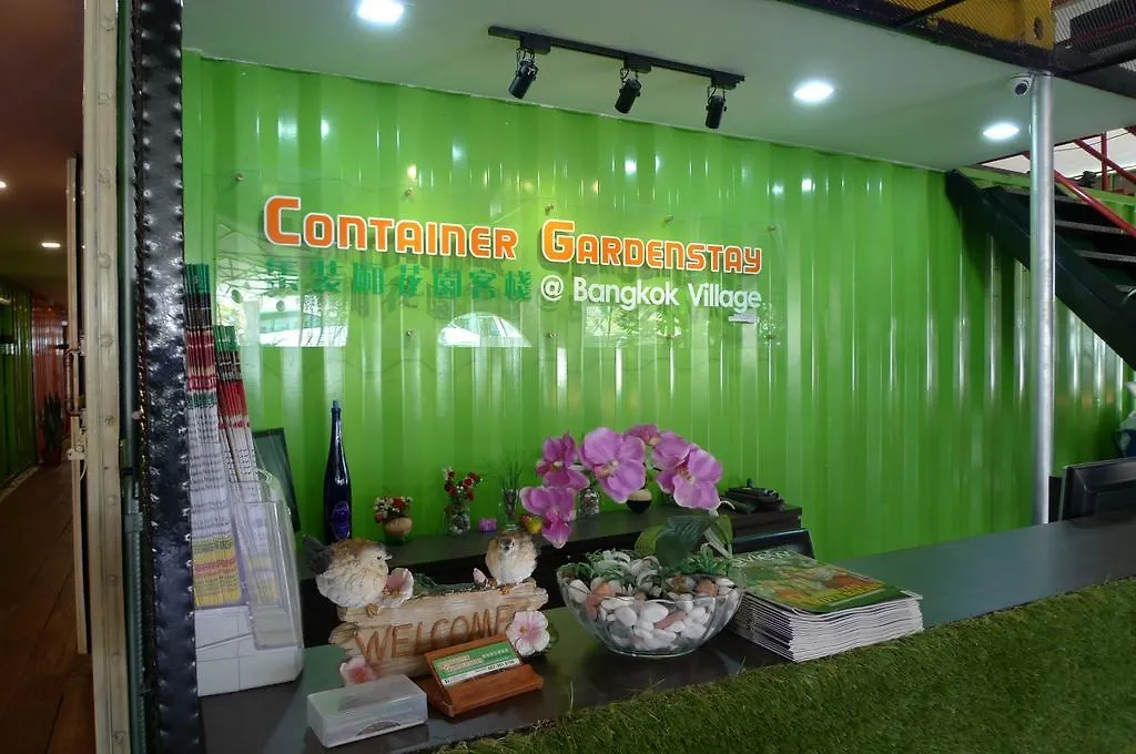 Penzion Container Gardenstay Johor Bahru